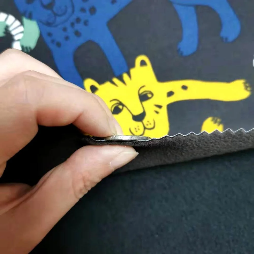 С животным принтом флисовая ткань 100D стрейч из Полар-флиса 3 слоя скрепленные для Джерси с капюшоном