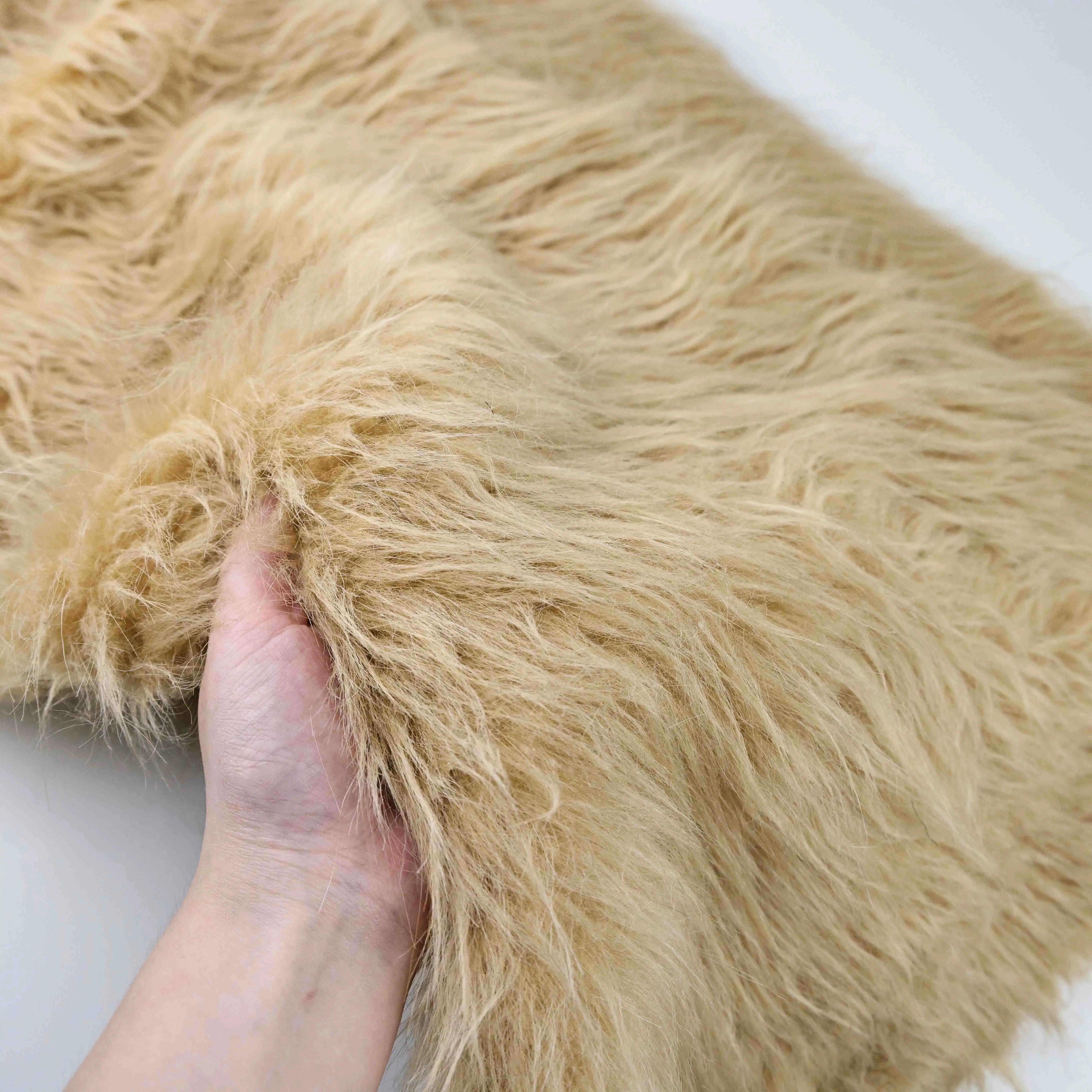 High Quality Faux Fur Fabric Fox Coat Jacket for Home Textile Garment