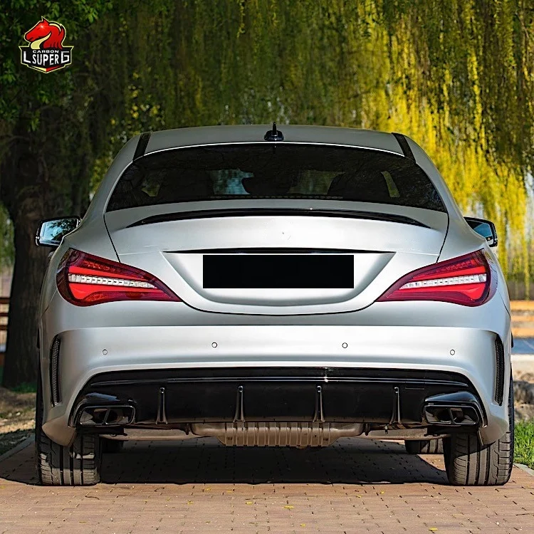 2020 w117 CLA200 CLA220 CLA45 body kit for w117 to CLA45 style with front bumper grille rear bumper and exhaust tips