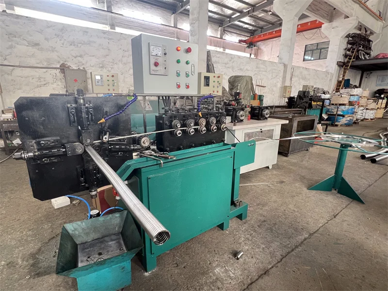 Interlock/ Double Locked Flexible Metal Tube Forming Machine