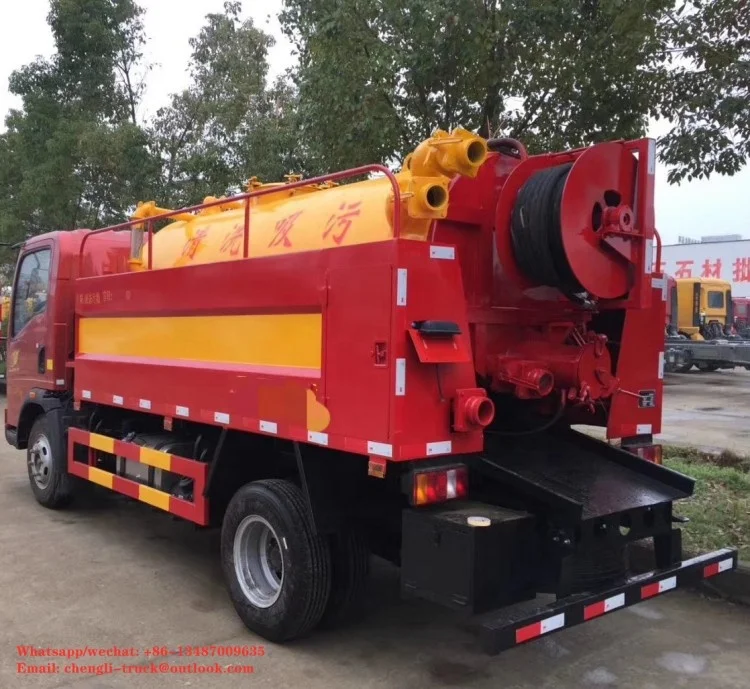Left or right hand drive sinotruk howo 5000L 5m3 high pressure sewage suction truck