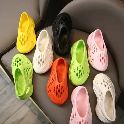 
fashion summer yezzy foam runner yeezys color kids sandals slides shoes baby outdoor water shoes beach slippers for ladies 
