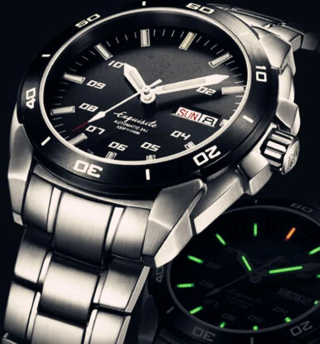 Latest quality mechanical self winding watch private label men diver wristwatch double calendar light at night pilot watch
