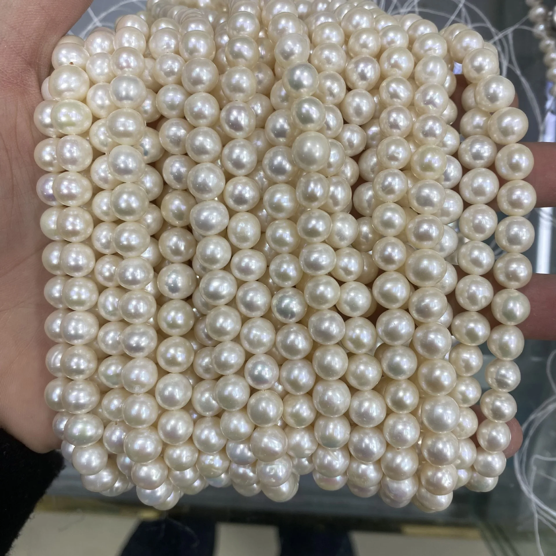 Бусины из свежего жемчуга 8-9 мм