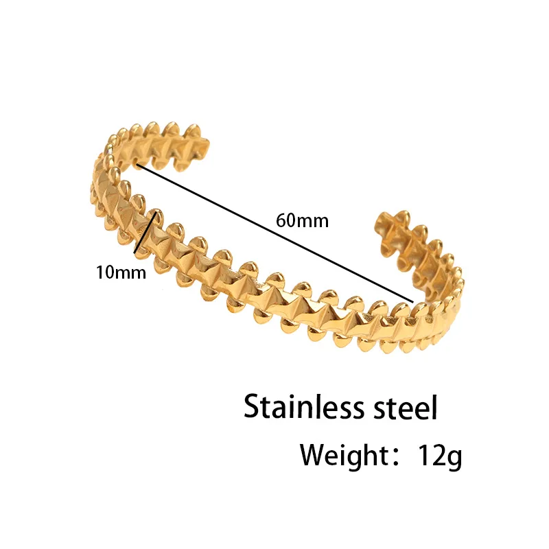 Ouj  New Design Spike 316L Stainless Steel Open Men Rivet Square Bracelet 18K Gold PVD Plated Cuff Titanium Bracelet for Women
