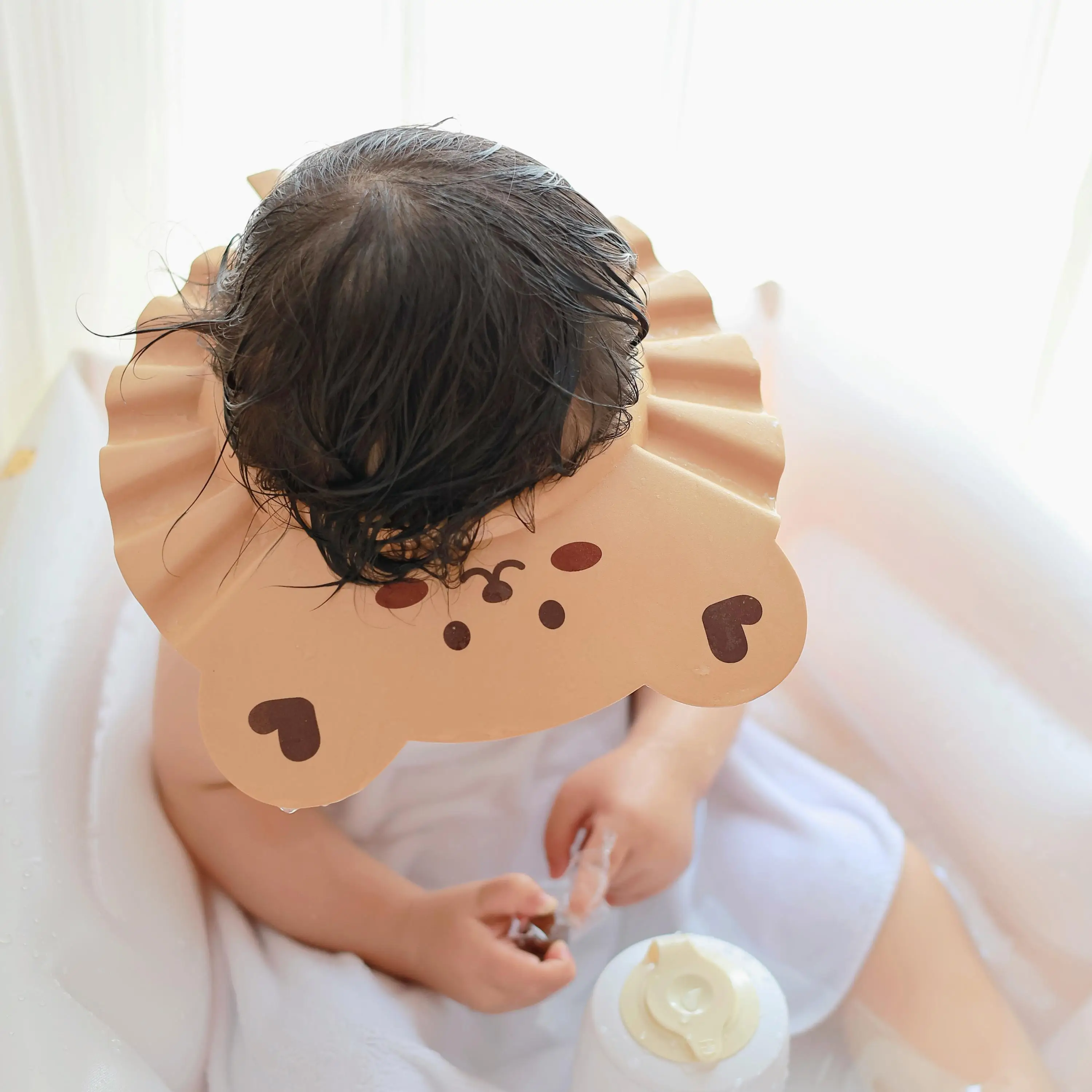 Adjustable Cartoon Cat Baby Bathing Shower Hood Kids Waterproof Ear Protection Hat Cute Shampoo Cat for Boys Girls