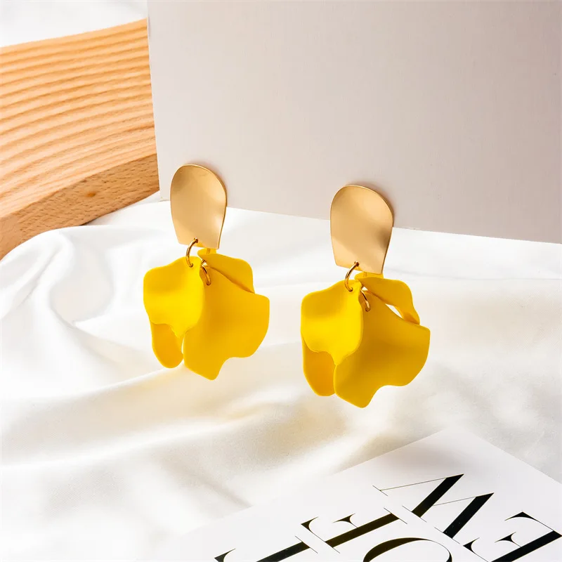 Manufacturers Wholesale luxury high-end earrings irregular petal tassel earrings exaggerated personalized earrings