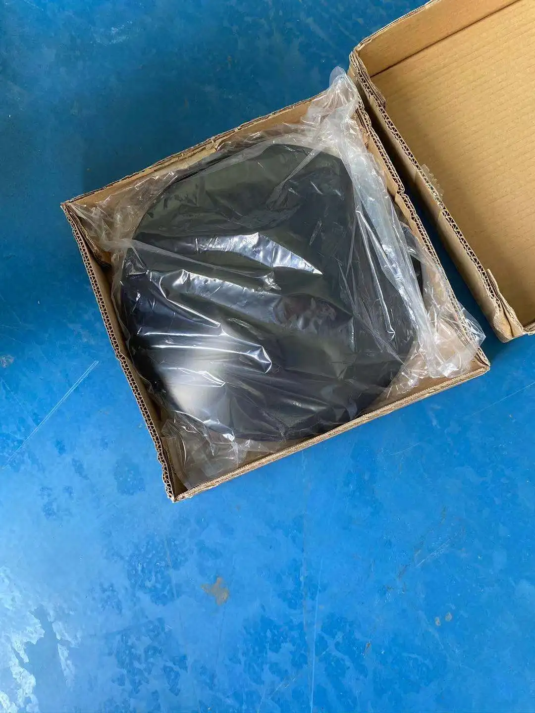 Stainless Steel Safety Barrier Stanchion Retractable Belt Crowd Control Barrier Stanchion Airport queue line barrier belt