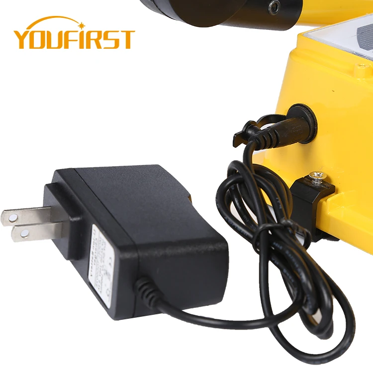 Hot Selling High Lumens Outdoor Waterproof Ip65 Black Yellow 100w Solar Charging Led Flood Light