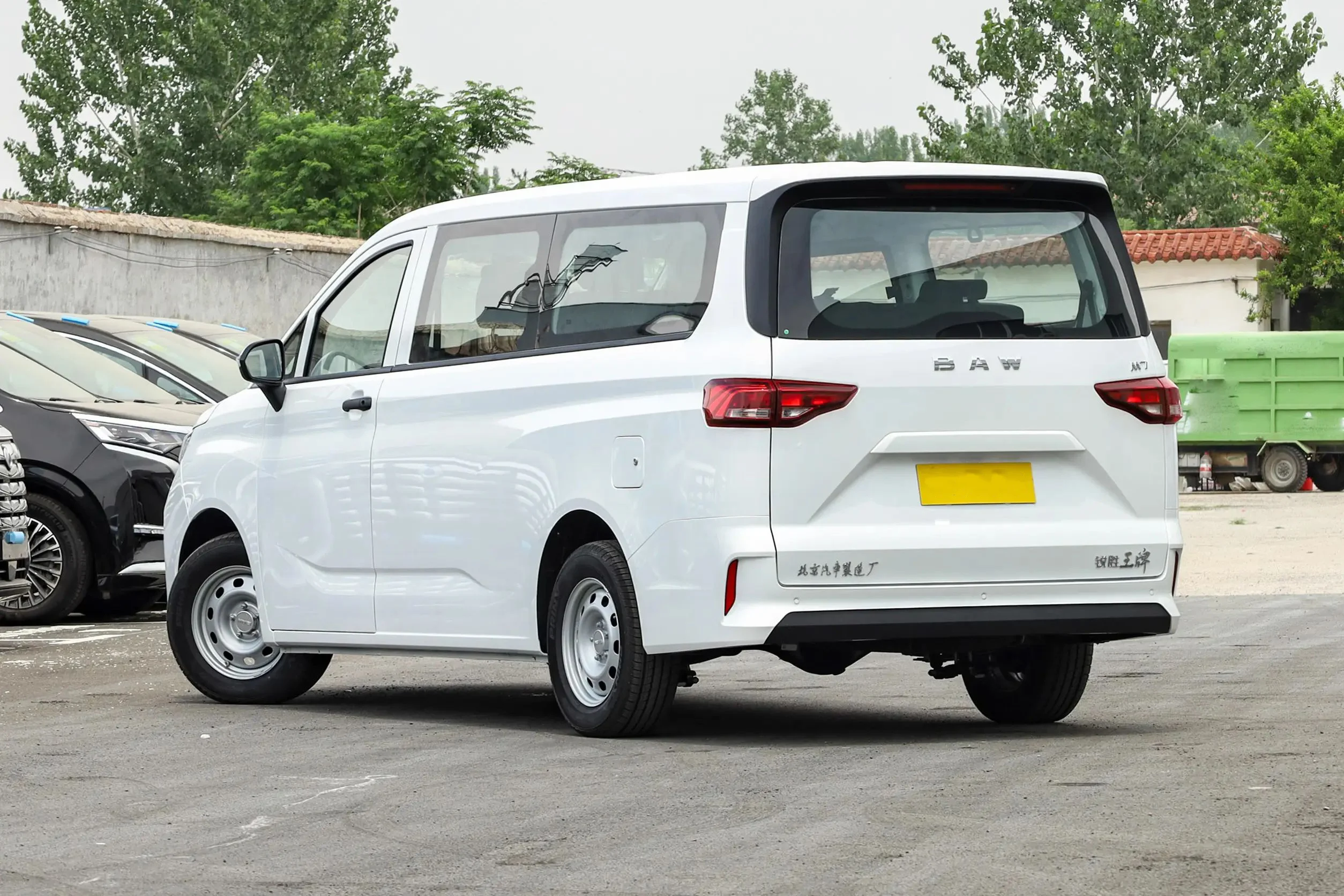 Оптовая продажа бренд Baw Baic Ace M7 бензиновый автомобиль Rexson М7 МП рушэн Эйс 4-дверное 6/7 сиденье MPV