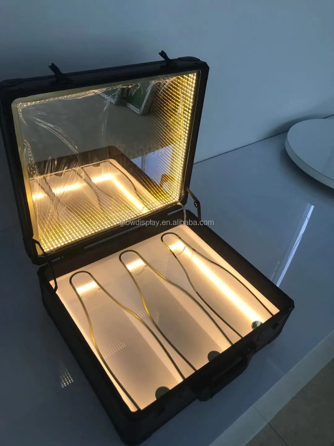 3 Bottles LED color Rechargeable Ace Of Spade Champagne Bottle Suitcase