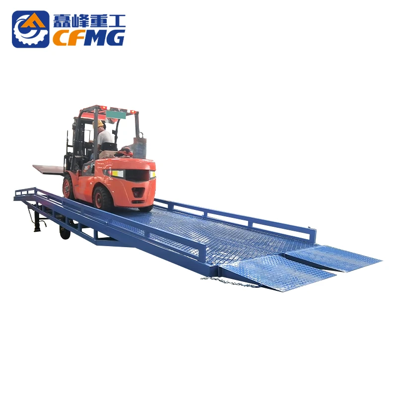 6T Warehouse Loading Ramp Hydraulic Container Dock Ramp Mobile Unloading Platform Forklift Ramp With CE ISO
