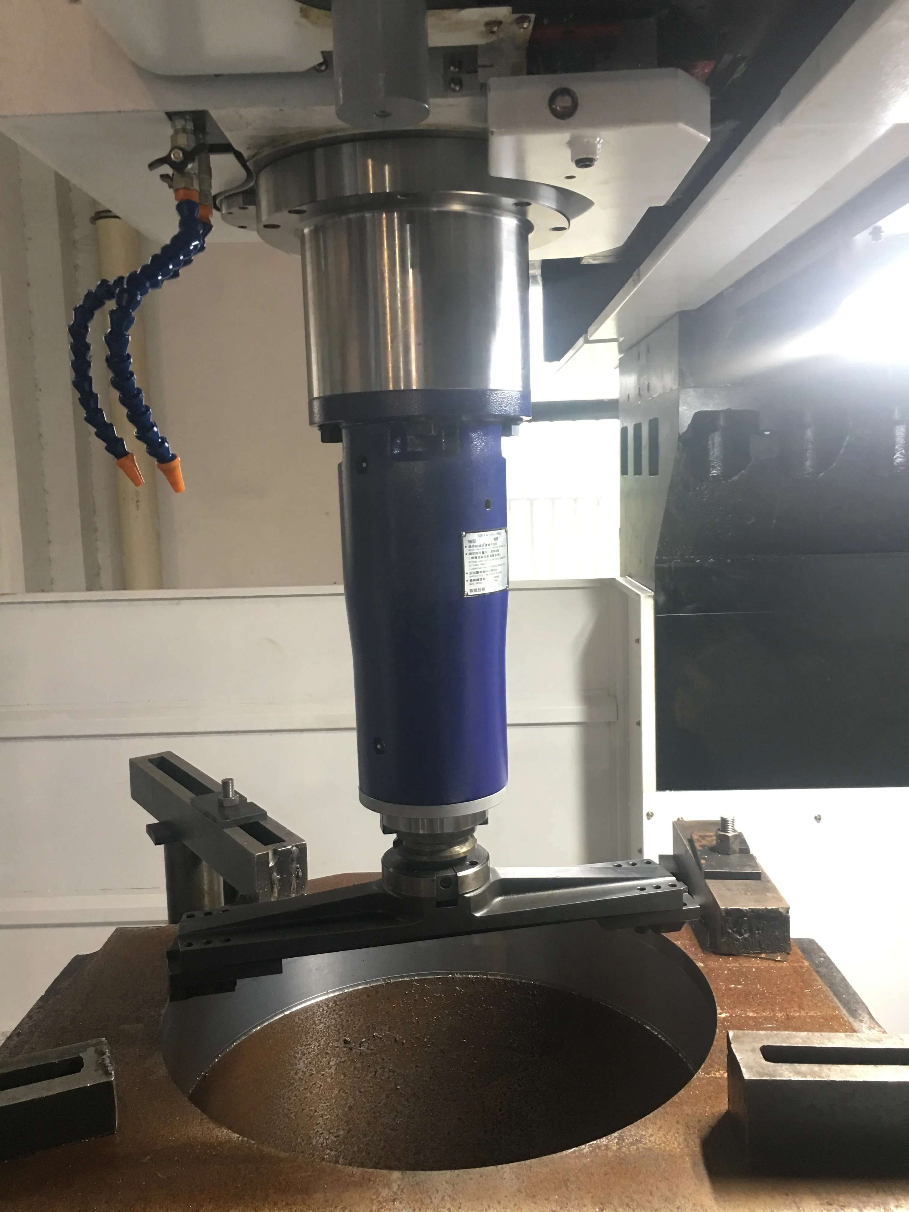 
High Precision Machine Tool Accessories Angle Head CNC Machining Center Extension Head Side Milling Head 