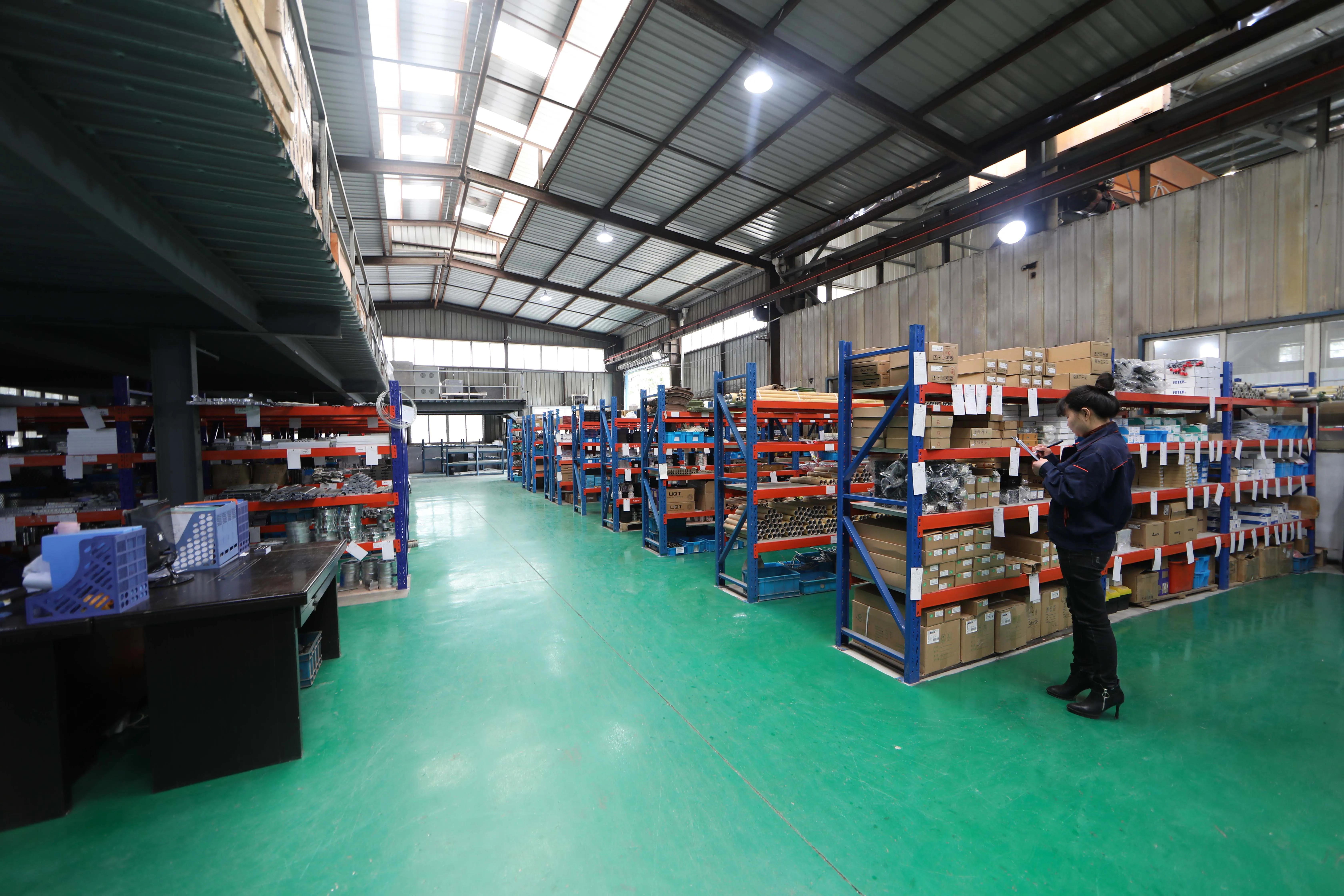 OEM ODM Custom 60-250mm Metal Fan Finger Guard Protection Cooling Fan Grill 60mm 80mm 90mm 120mm 150mm Fan Accessaries