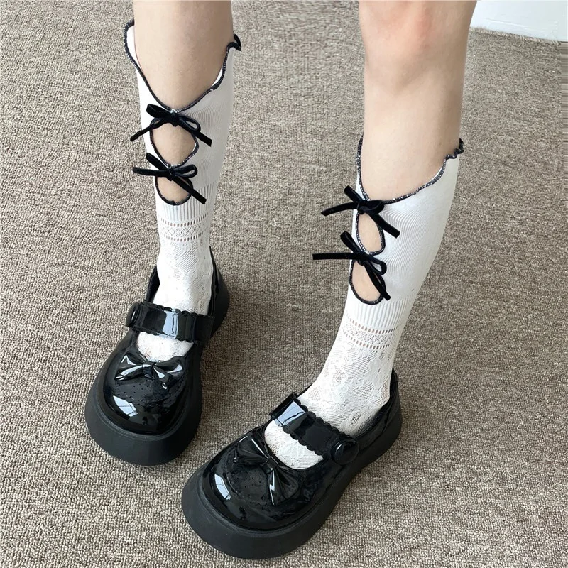 Japanese College Style Bow Knot Floral Pattern Medium Length Socks 3
