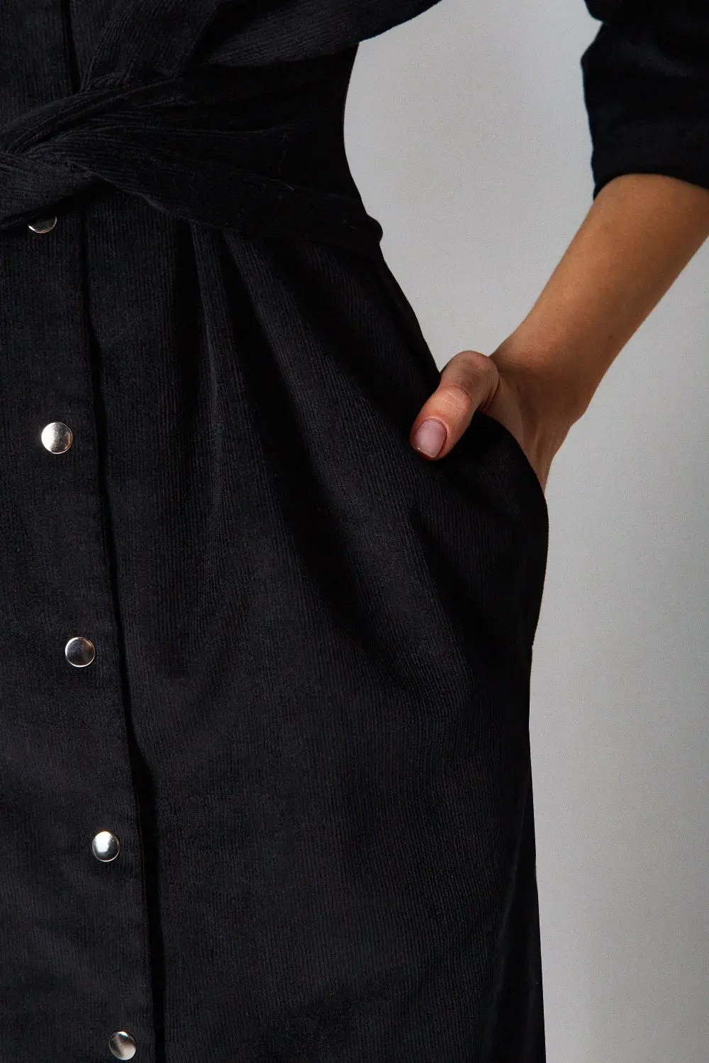 High Quality Fashion V Neck Three Quarter Sleeves Button Front Slim Fit Midi Dress For Women