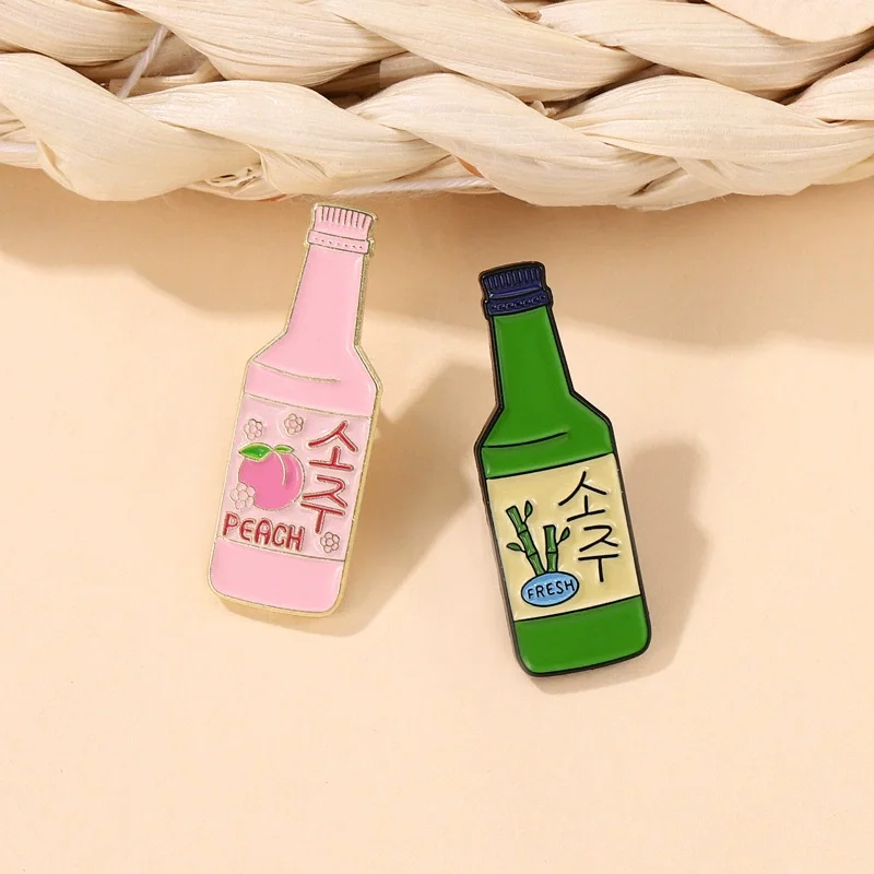 Custom Creative Korean Soju Mold Zinc Alloy Gold Plating Soft Enamel Pin Bag and Hat Decorative High Quality Metal Enamel Pin