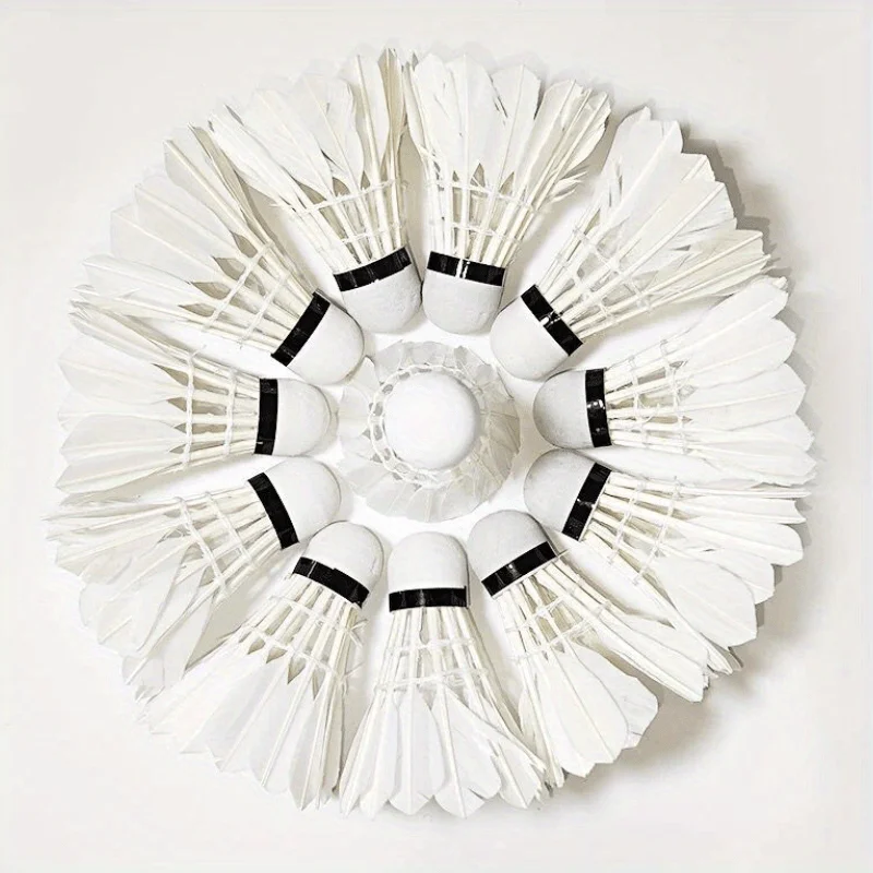 M132 High Quality Duck Feather Sports Badminton for Regular Practice Customizable Logo Durable Goose Feather Ball for Training