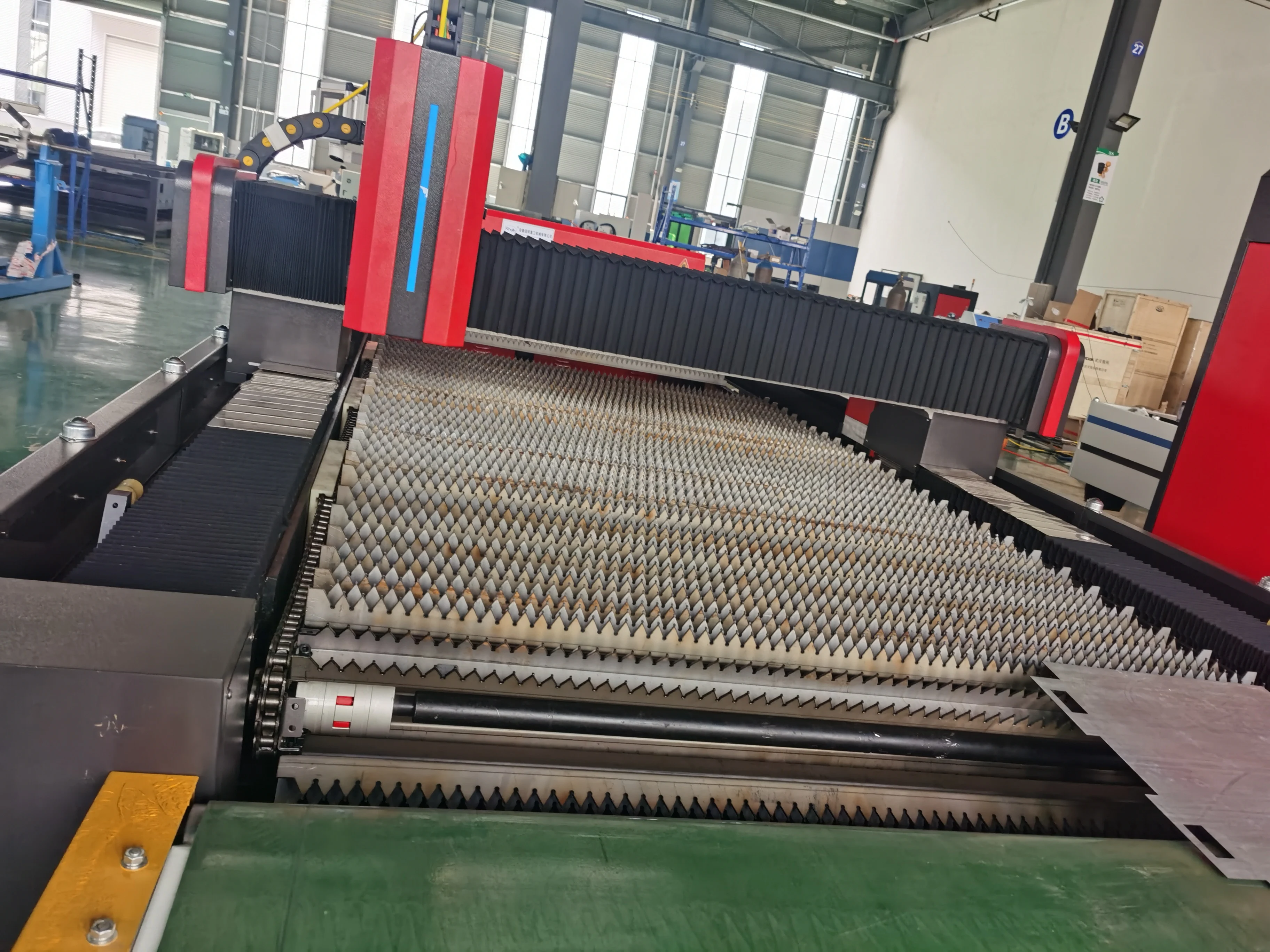 Single Fiber Laser Cutting Machine with laser cutting machine one stop processing line