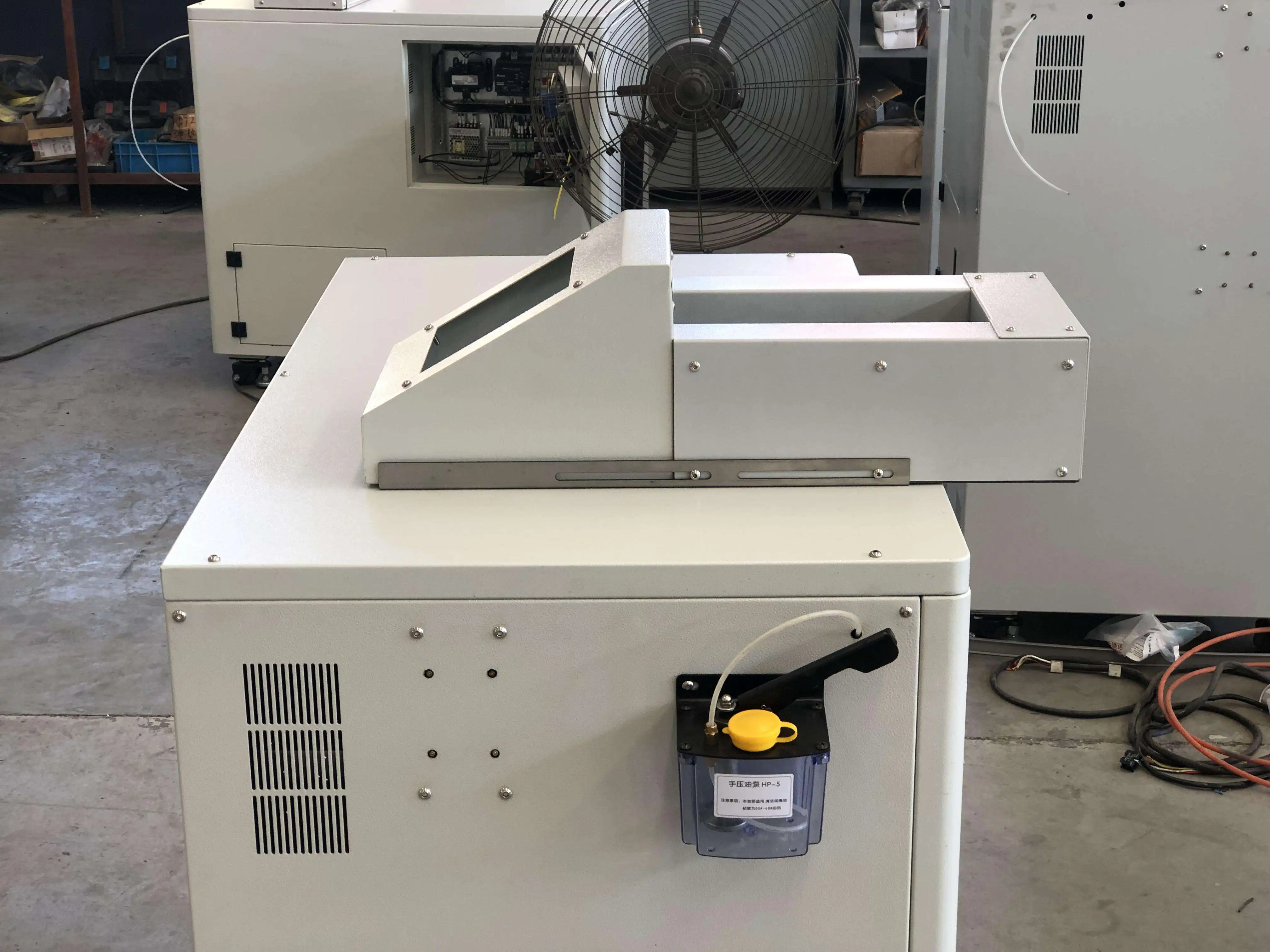 Gator High Quality Crusher Machine Plastic Recycling Machine Pp Pe Pvc Scrap Metal Double Shaft Shredder