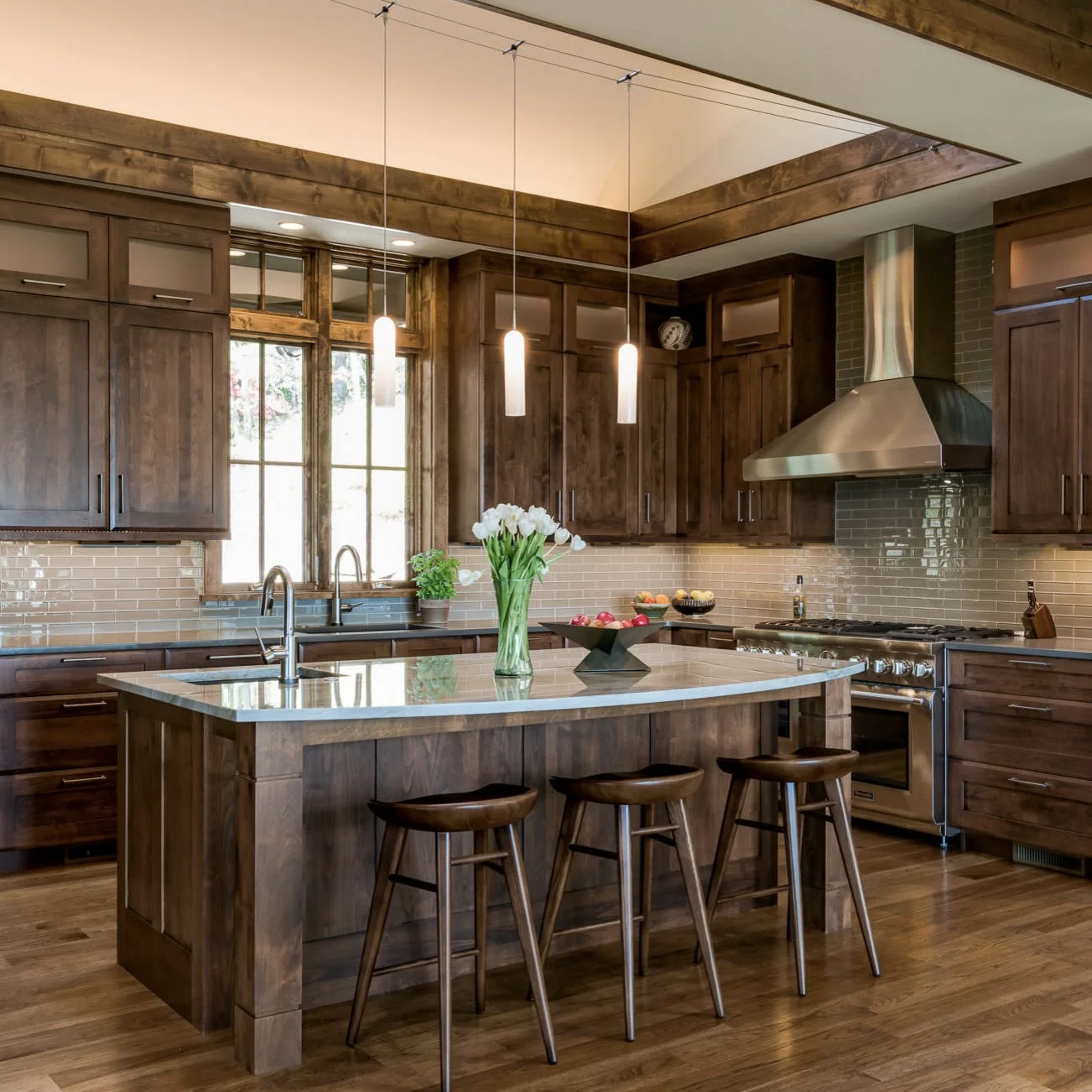 High Quality Rustic Style Kitchen Wall Cabinets Modern Matt Finish Island Design Made from Durable MDF Wood