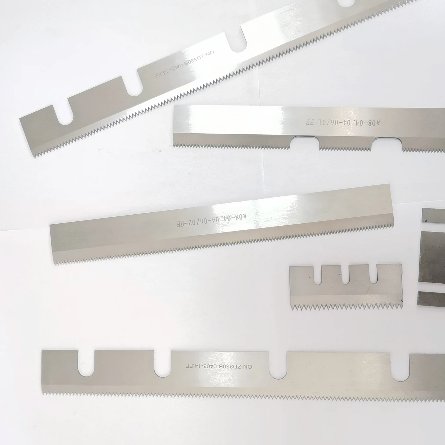 Factory Custom Toothed Machine Knives Straight Serrated Industrial Cutting Packaging Blades Sealing Machine Blade
