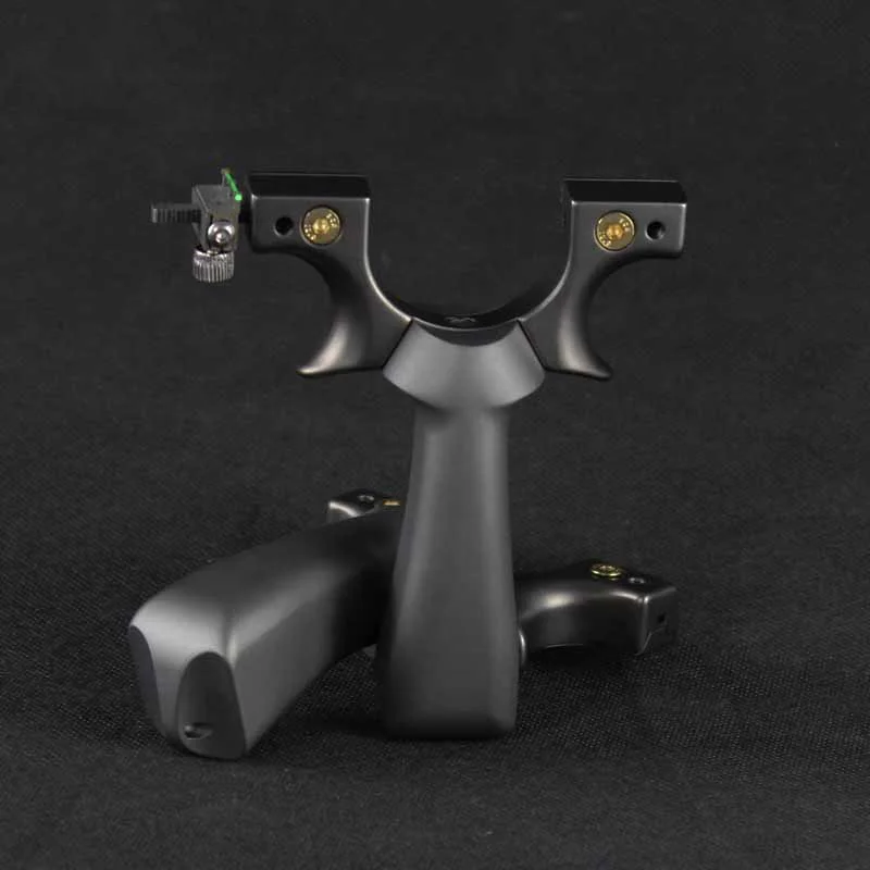 New Type of Titanium Alloy Flat Skin Catapult with Sight Slingshot Accessories Steel Slingshot