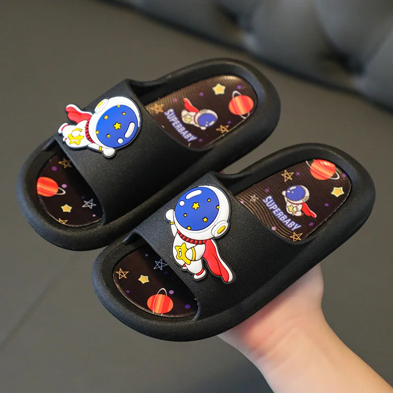 Outdoor Boys Beach Casual Comfort Slippers Summer Lovely Cartoon Children Slippers Sandals indoor Soft Bottom Flats Slippers