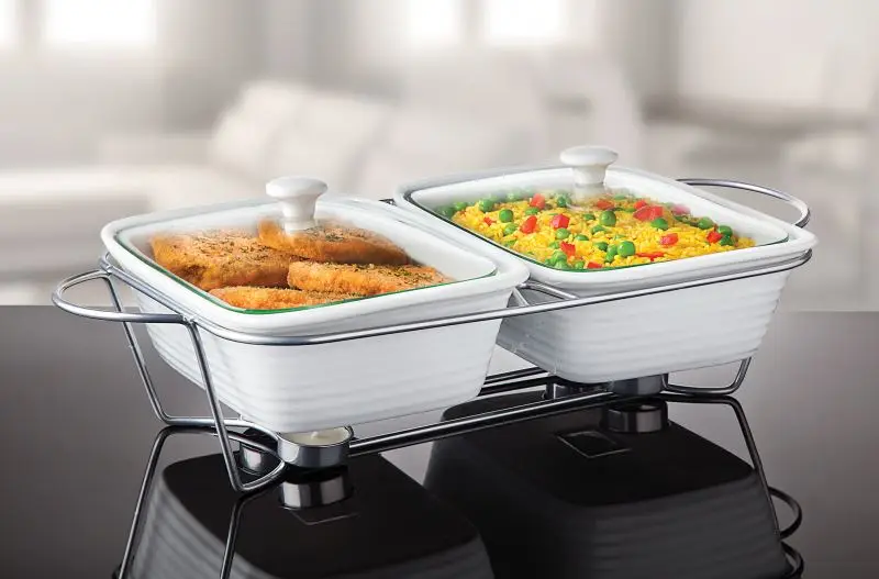 Wholesale Set Of 2 Rectangle White Porcelain Baking Dish On Stand Ceramic Bakeware Lid Casserole Food Warmer Set Casseroles