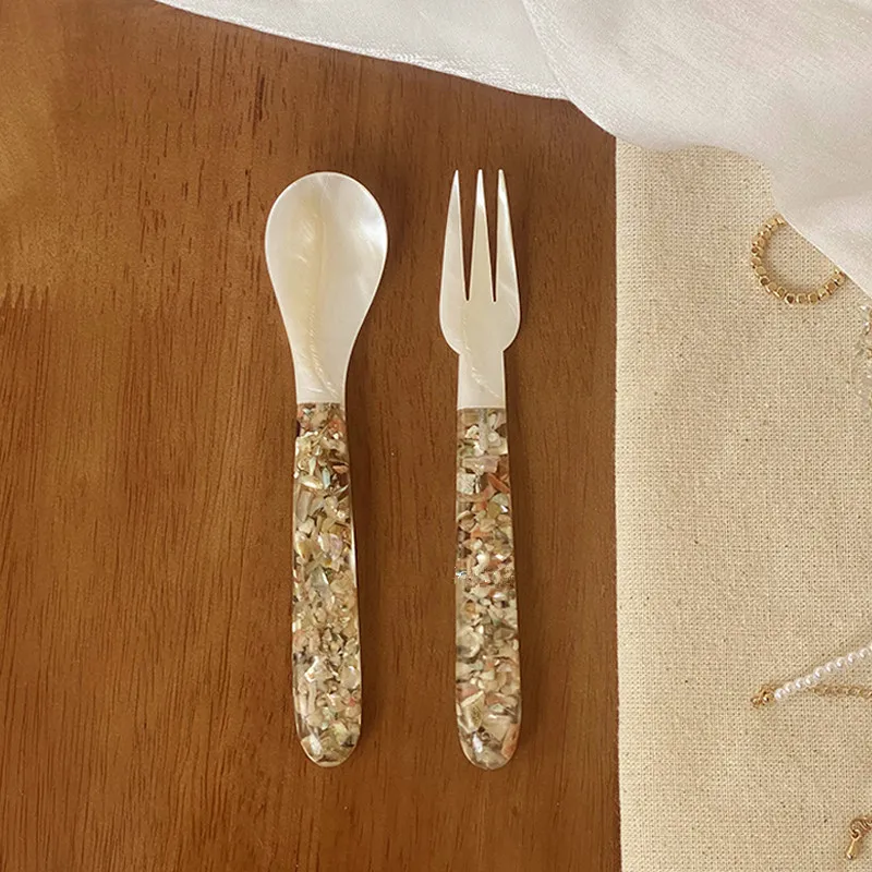 
Cutelife Hot Sale Shell 3*14 CM 200G Spoon Fork Eco Friendly Flatware Sets 