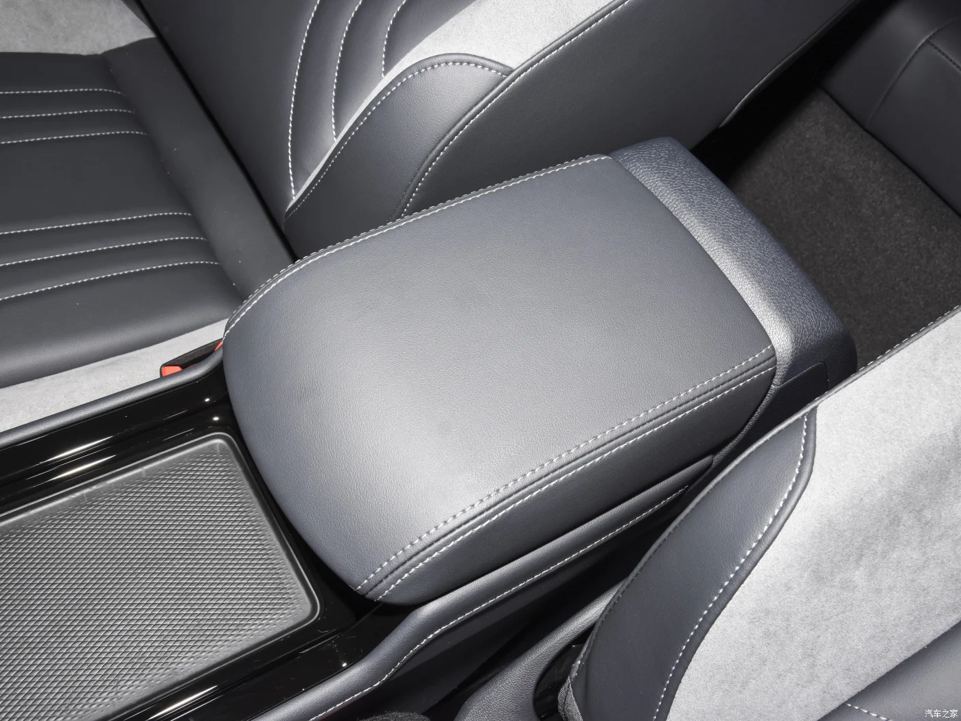 SUV электромобили SAIC Volkswagen ID.4 crozz 2022 Long Range PRO Edition хорошее качество и низкая цена бутик-автомобили