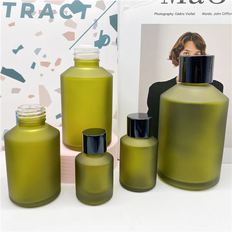 Матовая зеленая косметика для ухода за кожей с закручивающейся крышкой стеклянная бутылка лосьона основы макияжа 15 мл 30 60 125 200