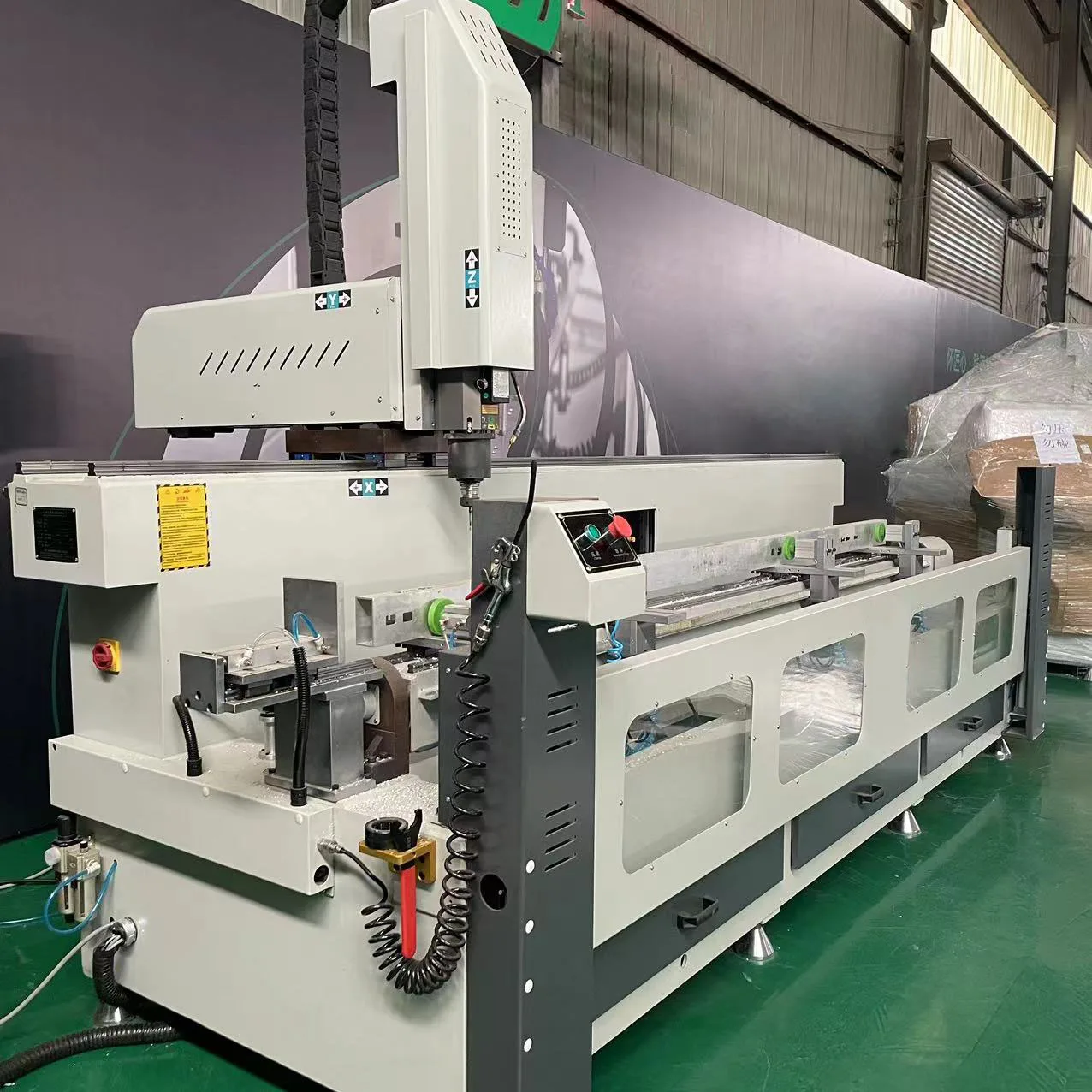 Лучшая цена cnc сверлильный и фрезерный станок алюминиевый профиль
