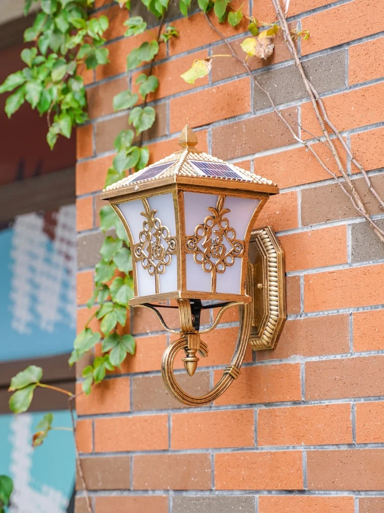 Solar wall lamp home outdoor European-style balcony door outdoor wall lamp garden villa waterproof garden lamp
