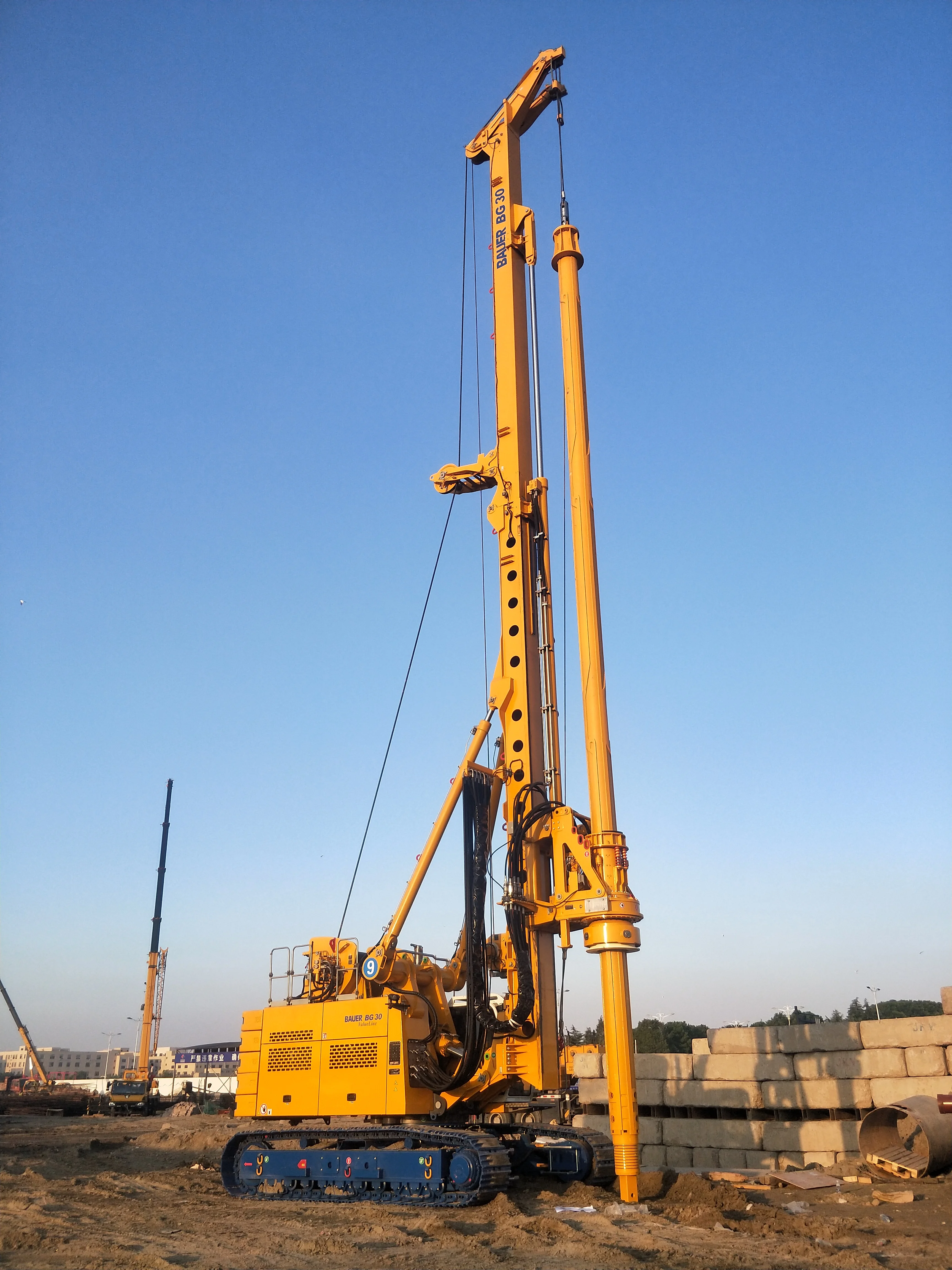 Вращающаяся буровая установка