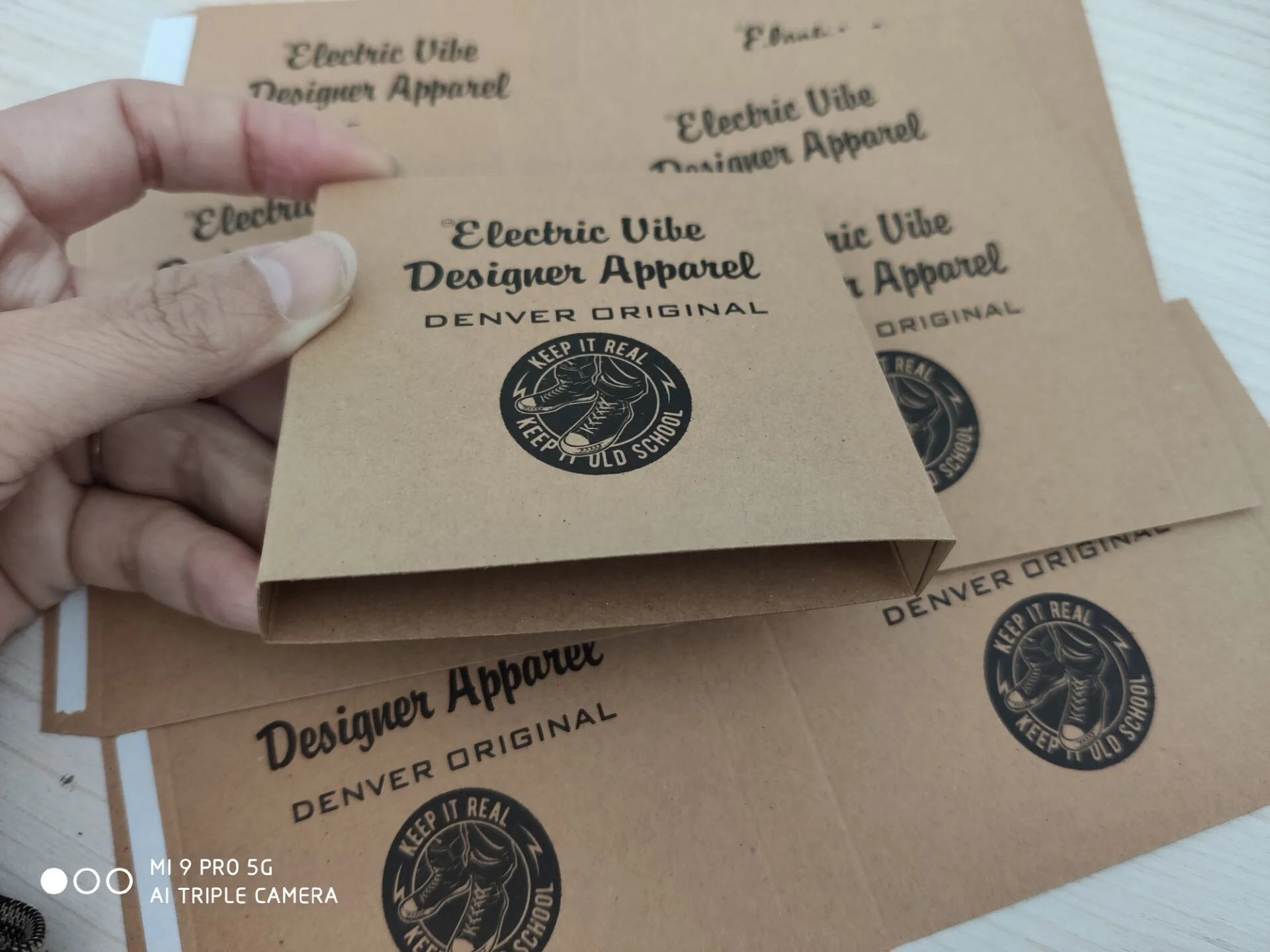 Customized White Cardboard Window Paper Soap Box Packaging Belt Sleeves