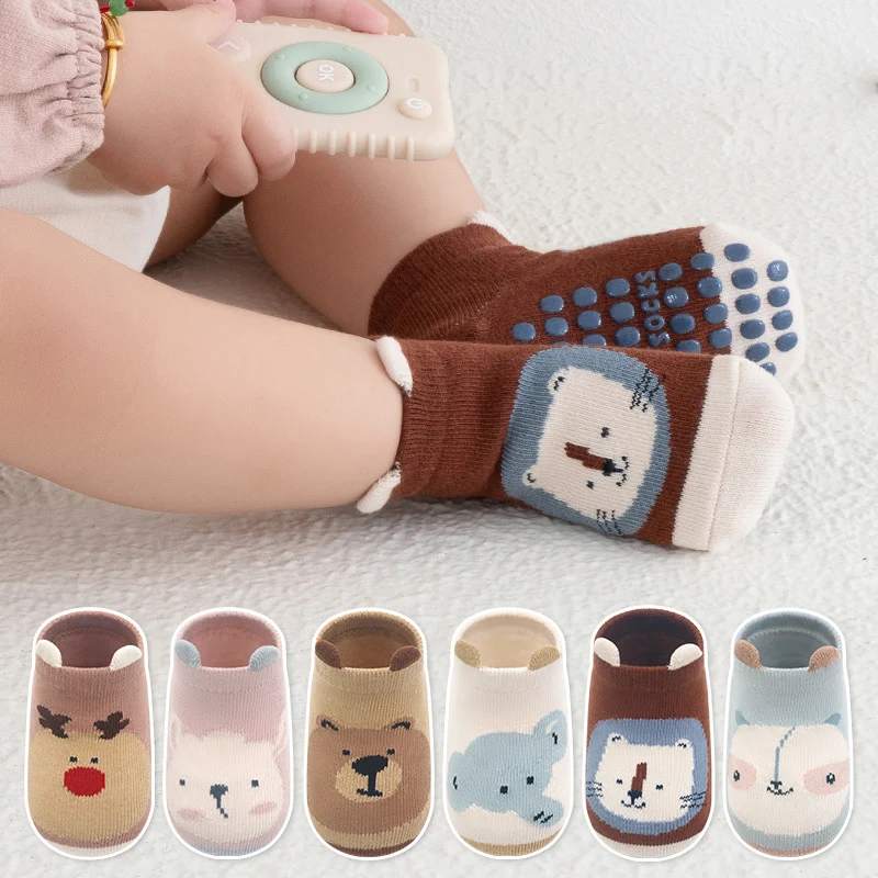 24 Autumn/Winter Cartoon Boys and Girls Anti slip Ship Socks Infant Floor Socks Learning Step Socks New Design for Girls