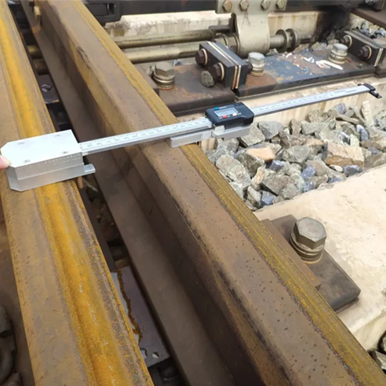 Digital rail opening gauge for switch rail open distance measurement