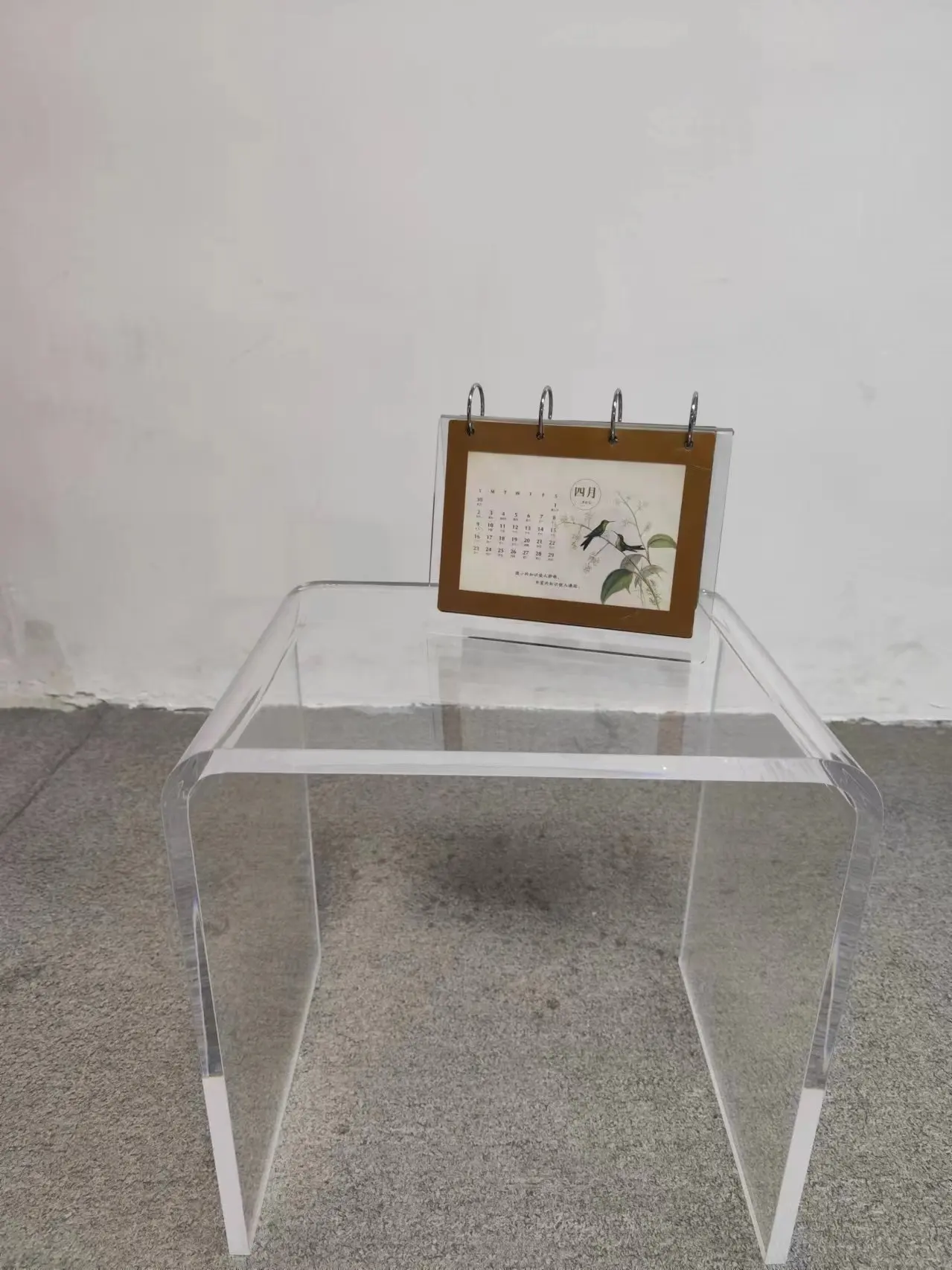 Custom  Acrylic Clear Table Furniture Sofa Side Table Transparent Acrylic Coffee Side Table