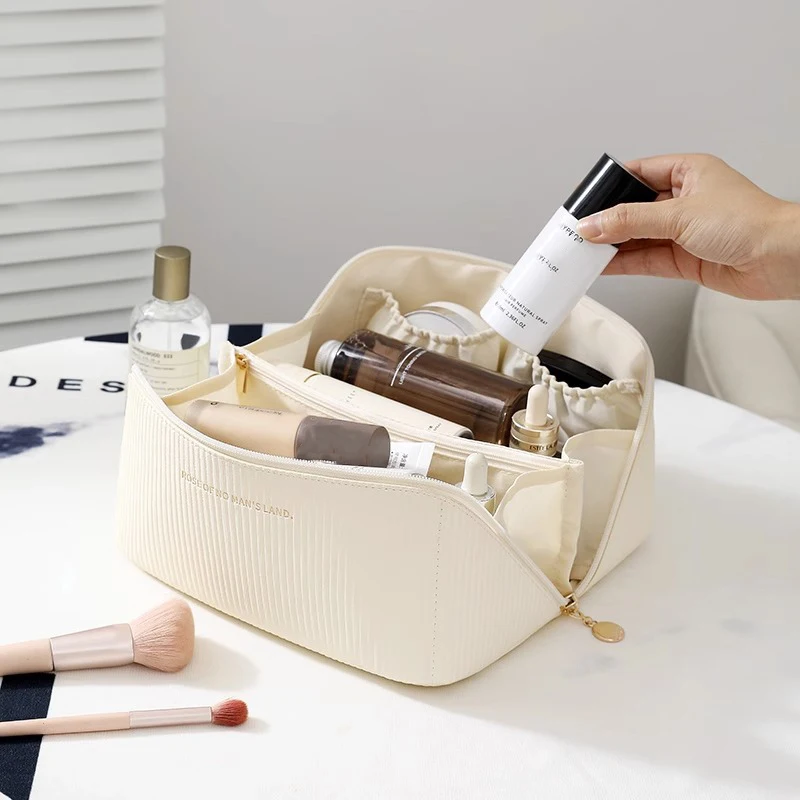 Large-Capacity Luxury Waterproof Portable Pu Leather Cosmetic Bag Female Makeup Bag Organizer Travel Toiletry Bag