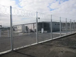 Cheap Price PVC powder coated and Galvanized Anti Climb Prison Security Fence