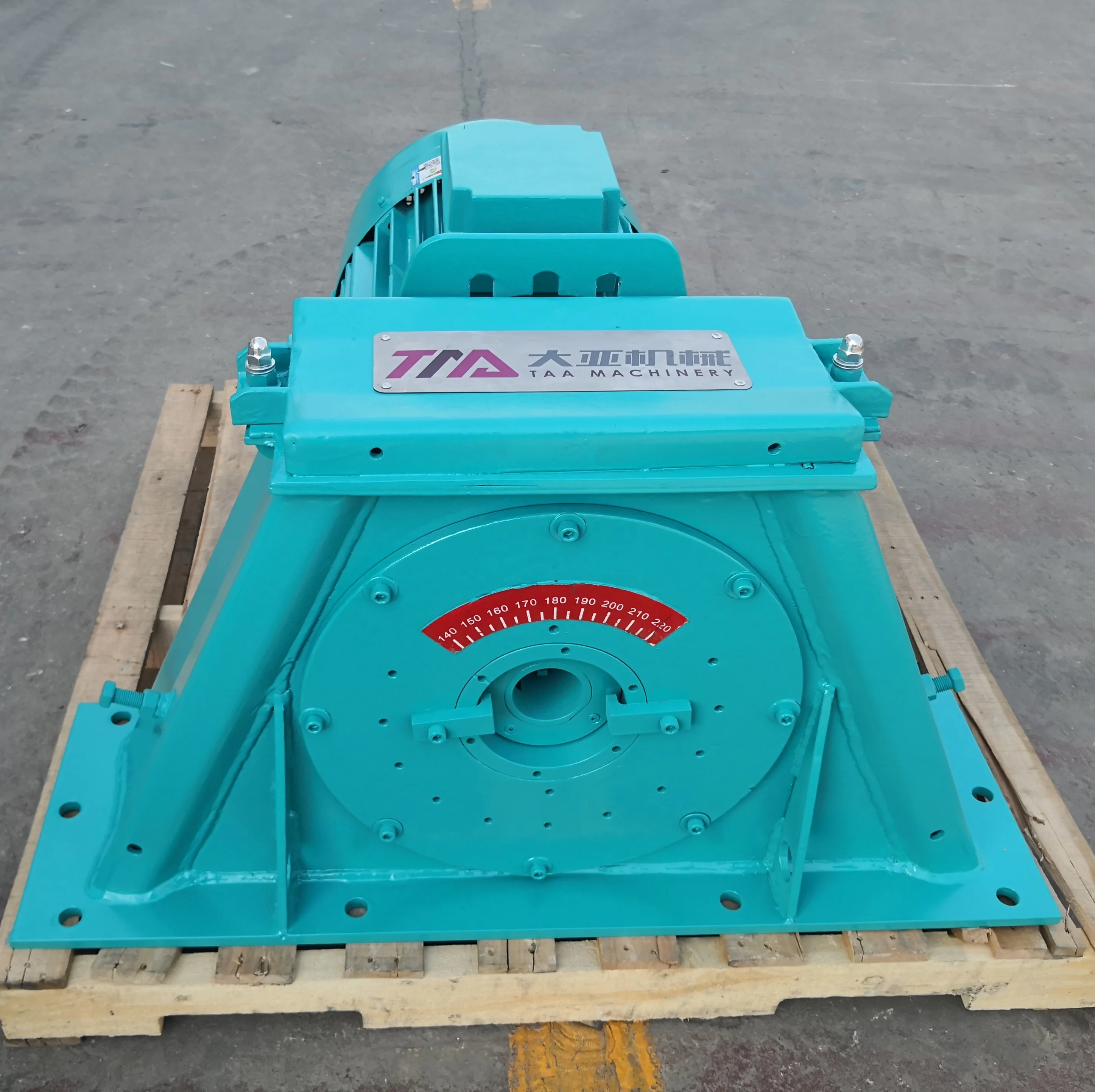 Пневматическое колесо торговой марки TAA для улучшения поверхности и внутреннего качества