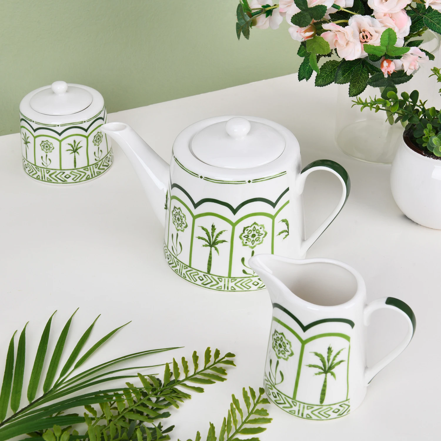 High Quality Ceramic Luxury Wholesale Mug Teacup And Saucer Sets Coffee Cup Tea Set