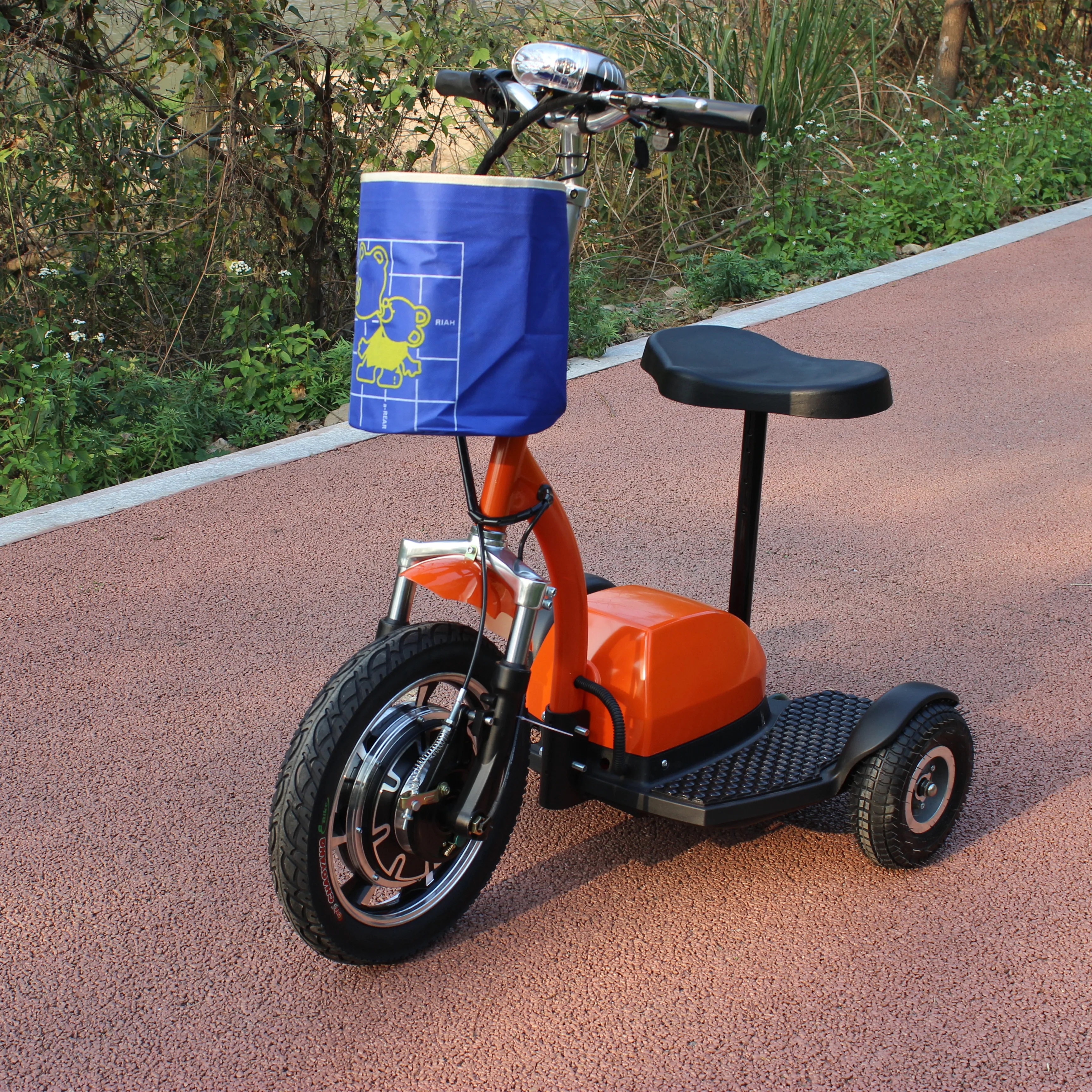 Moto Tricycle by Professional Manufacturer Electric Scooter Three Wheel Motorcycle with Steering Wheel