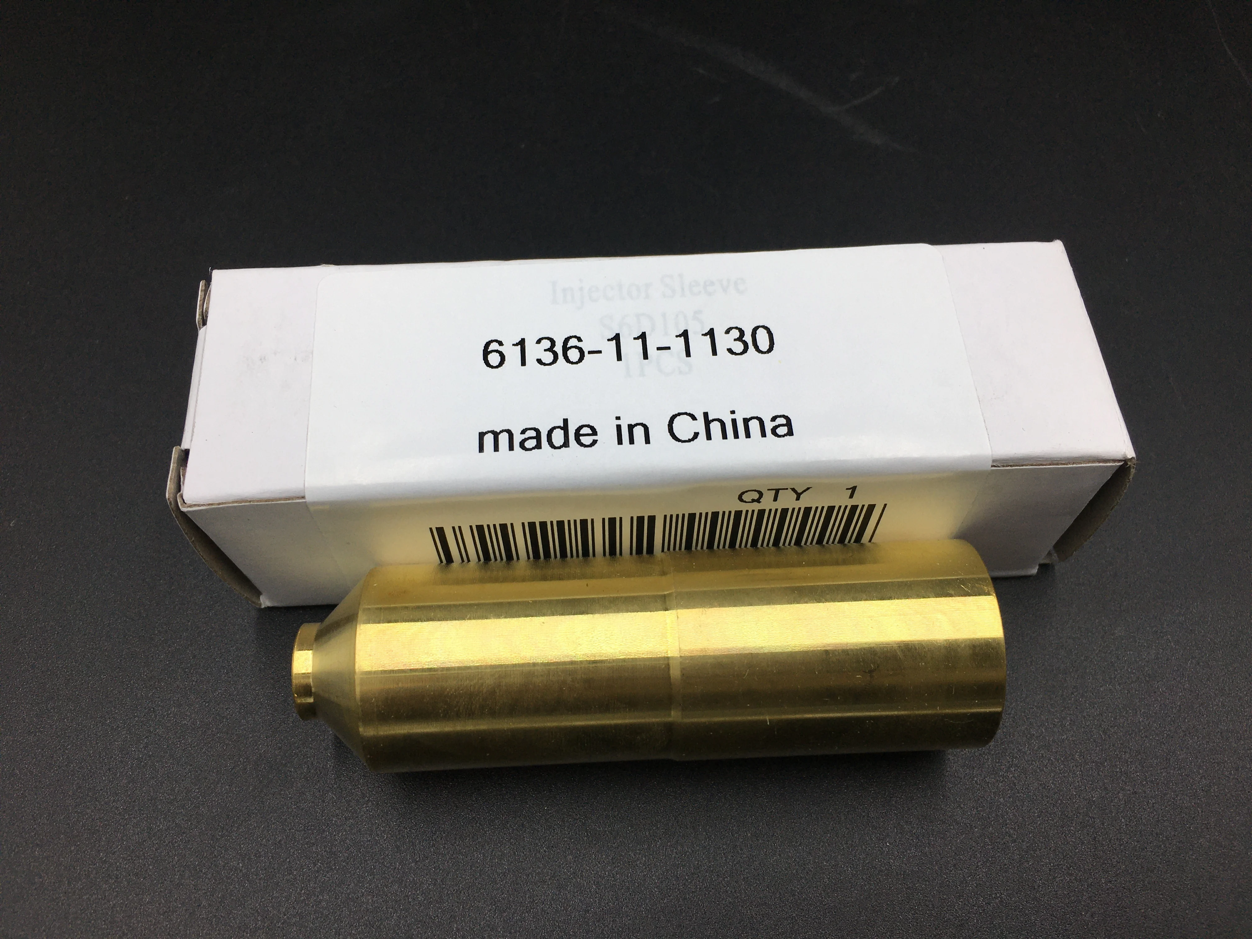 WA470-3 Wheel Loader Parts 6D125 6D105 Engine Cylinder Head Injector Holder Sleeve 6136-11-1130