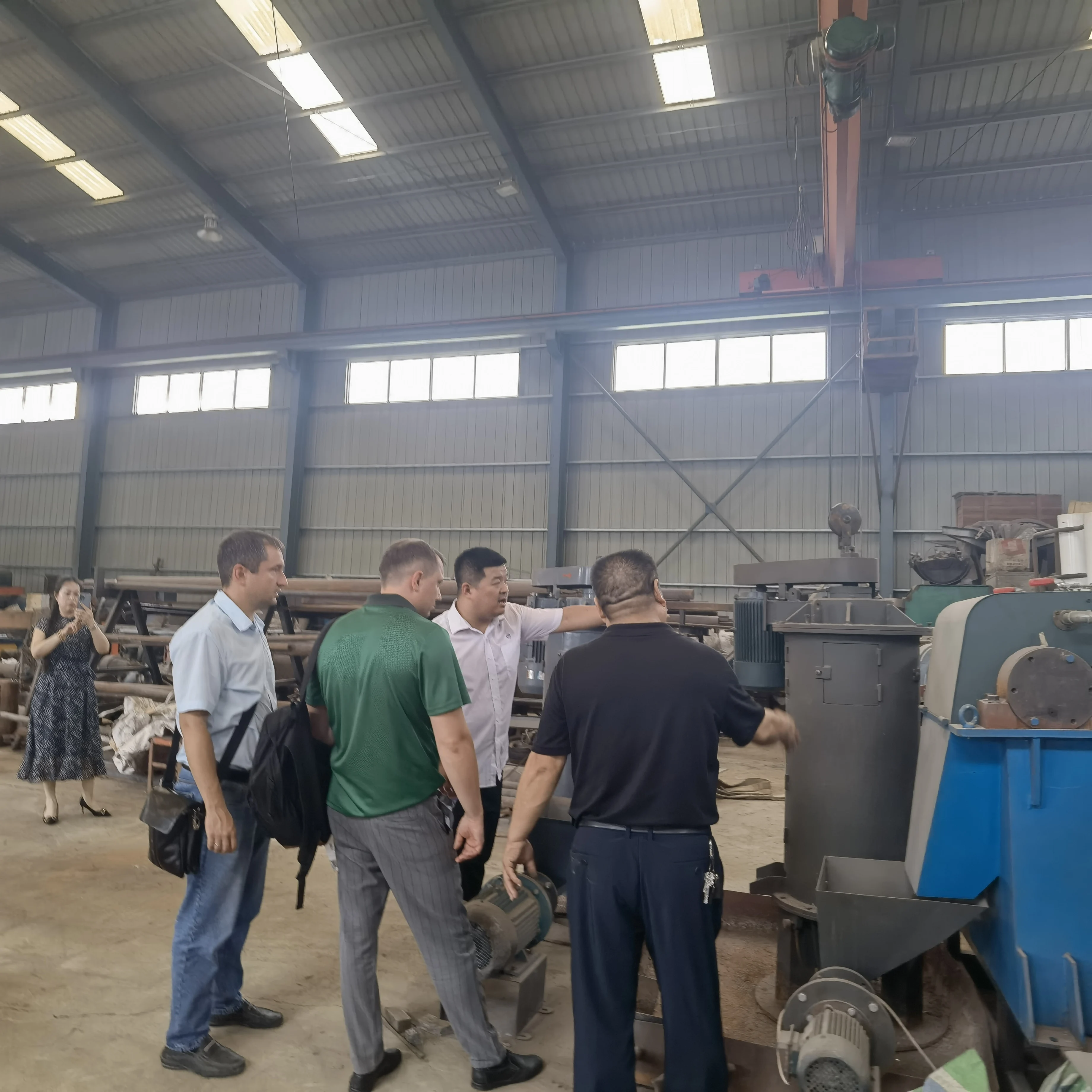 YMX-700A гидравлического давления гранулятор шлифовальный станок для магния слитков