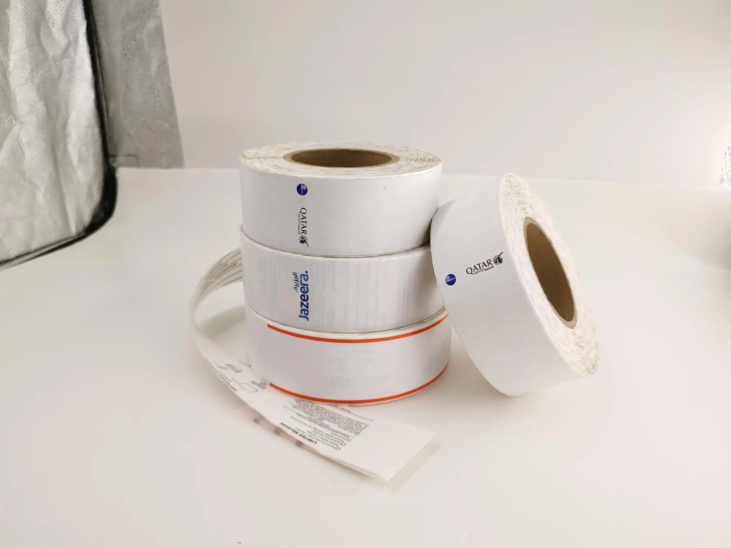 Factory Printing Service RFID tag Thermal Paper Airline RFID Baggage tag.