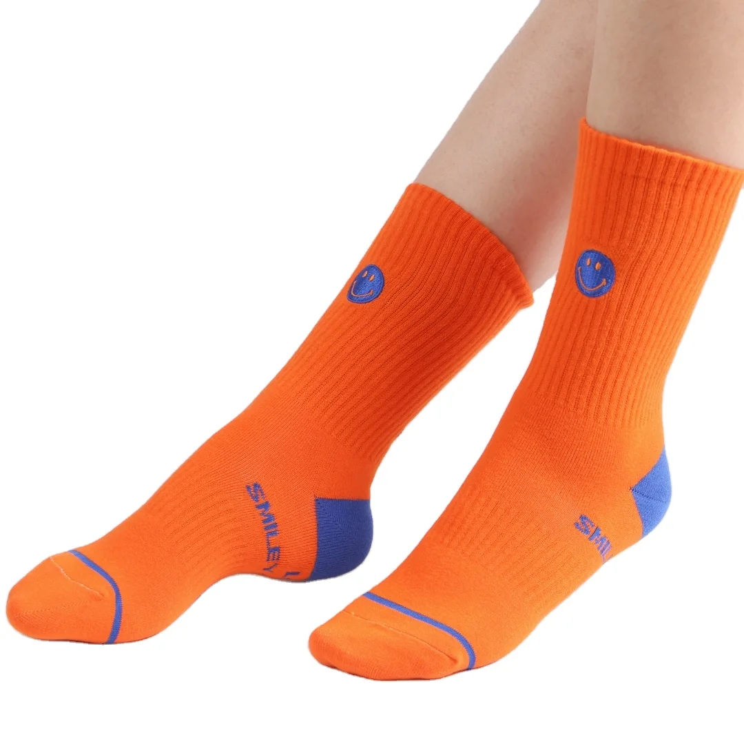 New Design Own Custom Embroidered Knitted Crew Socks Custom Logo 100% Cotton Men Socks