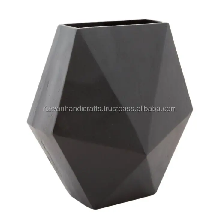 metal Faceted vase, Diamond Cut Vase black Metal Vases for wedding home decoration.