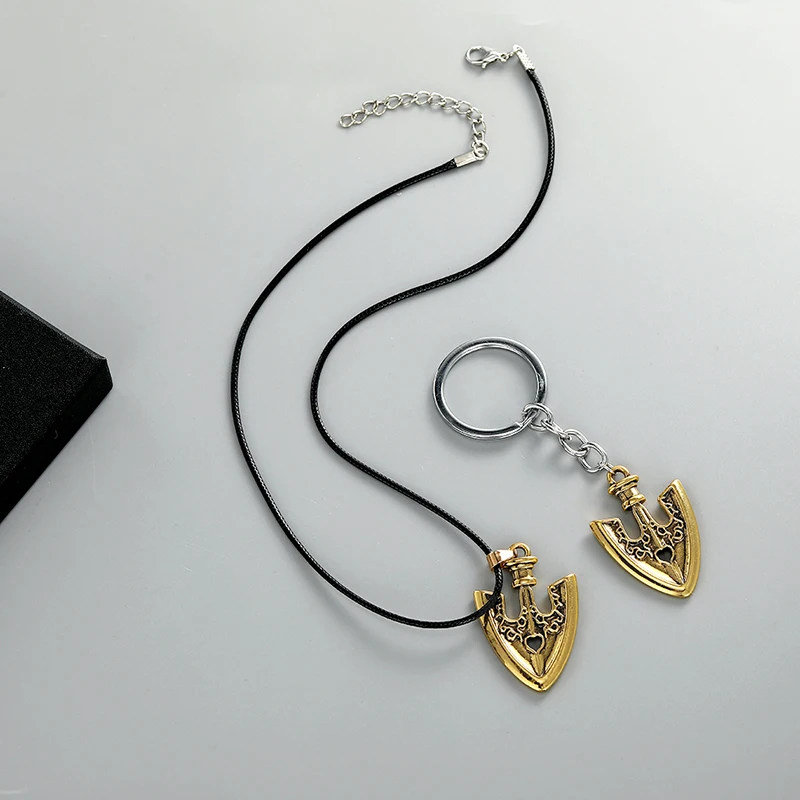 Europe and the United States hot gold stereo iron mountain pendant necklace boy black leather rope choker simple sweet cool wind